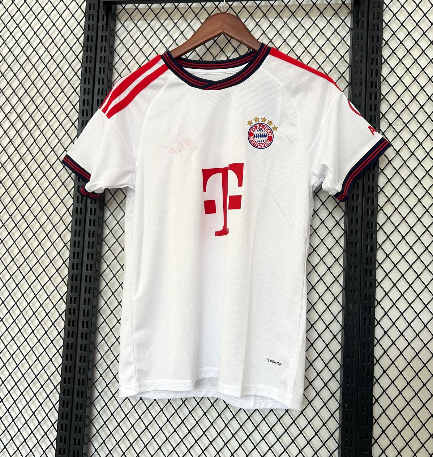Bayern 2026/27 Away Jersey