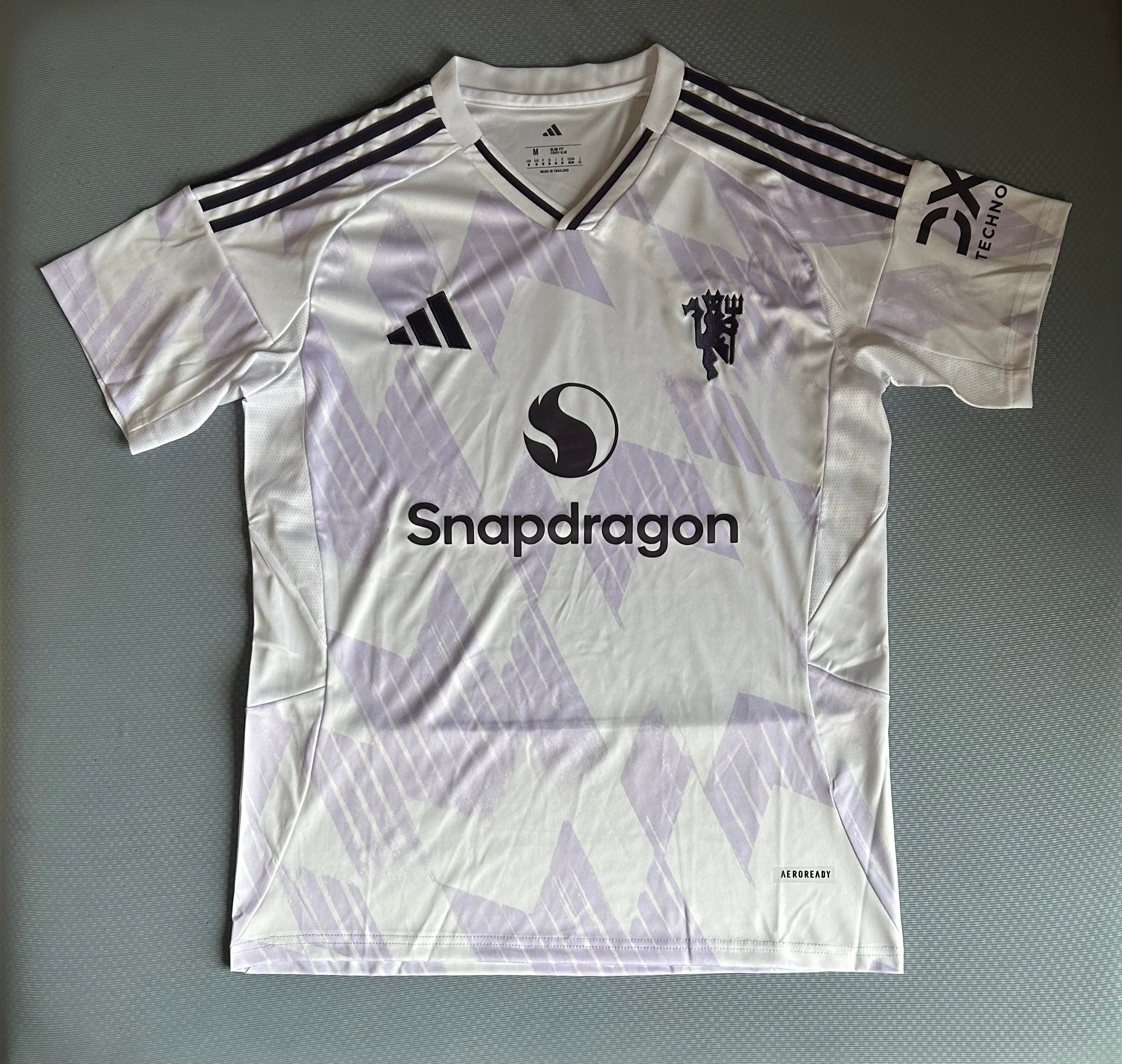 Manchester United 2025/26 Away Jersey