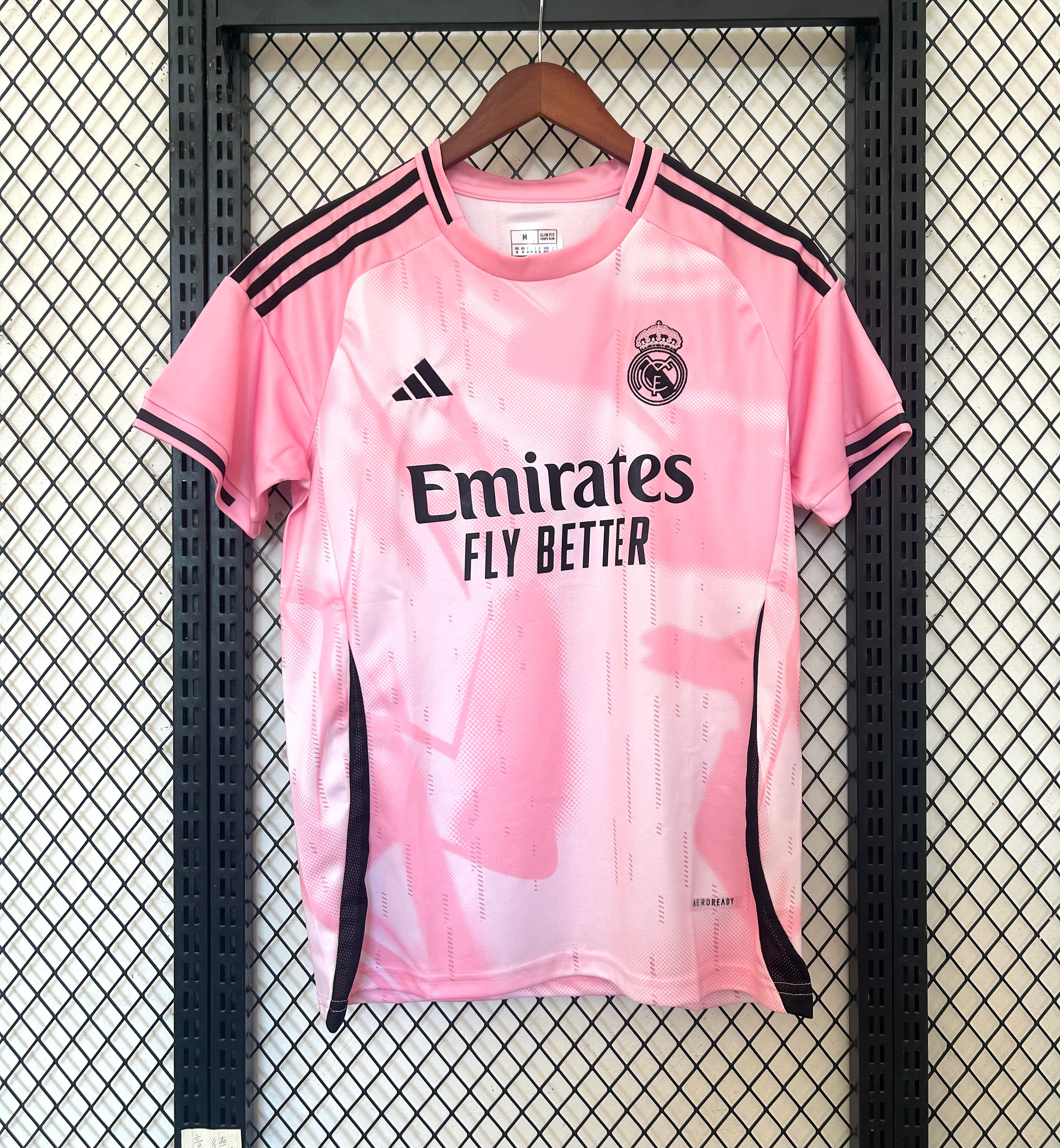 Maglia real madrid special 2024/25 rosa