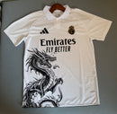 Maglia Real Madrid Special 2025 bianca con dragone nero e colletto